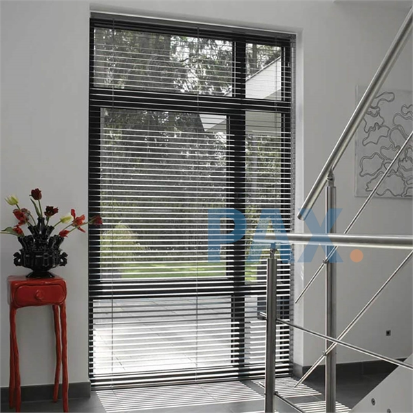 jaloezieen woonkamer